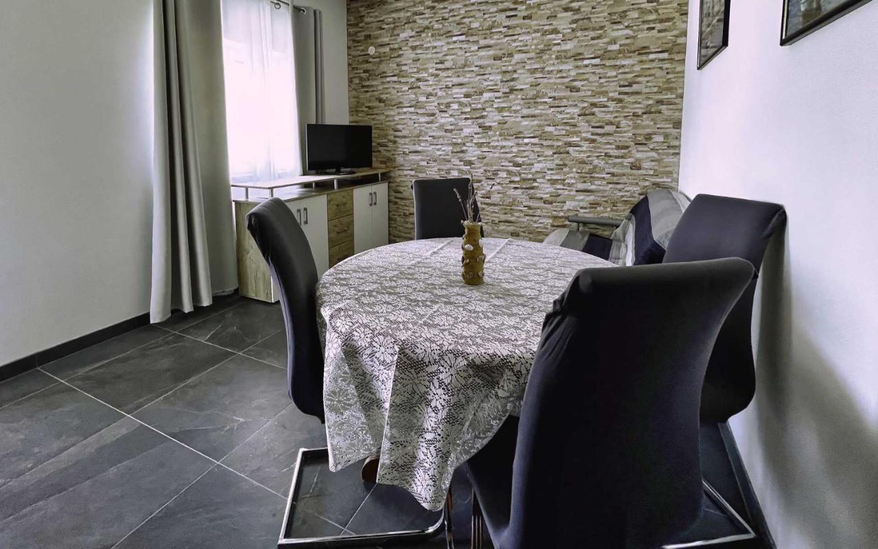 Plavi Val Apartments Tribunj  Bagian luar foto