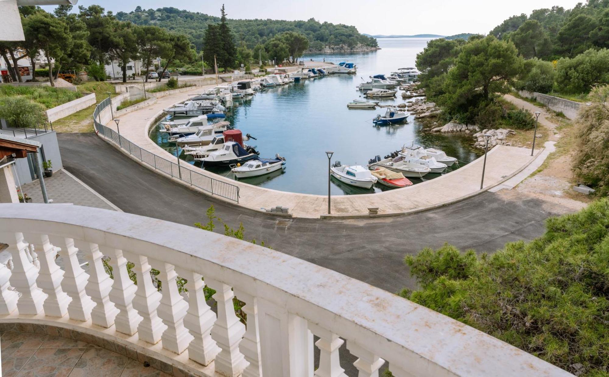 Plavi Val Apartments Tribunj  Bagian luar foto