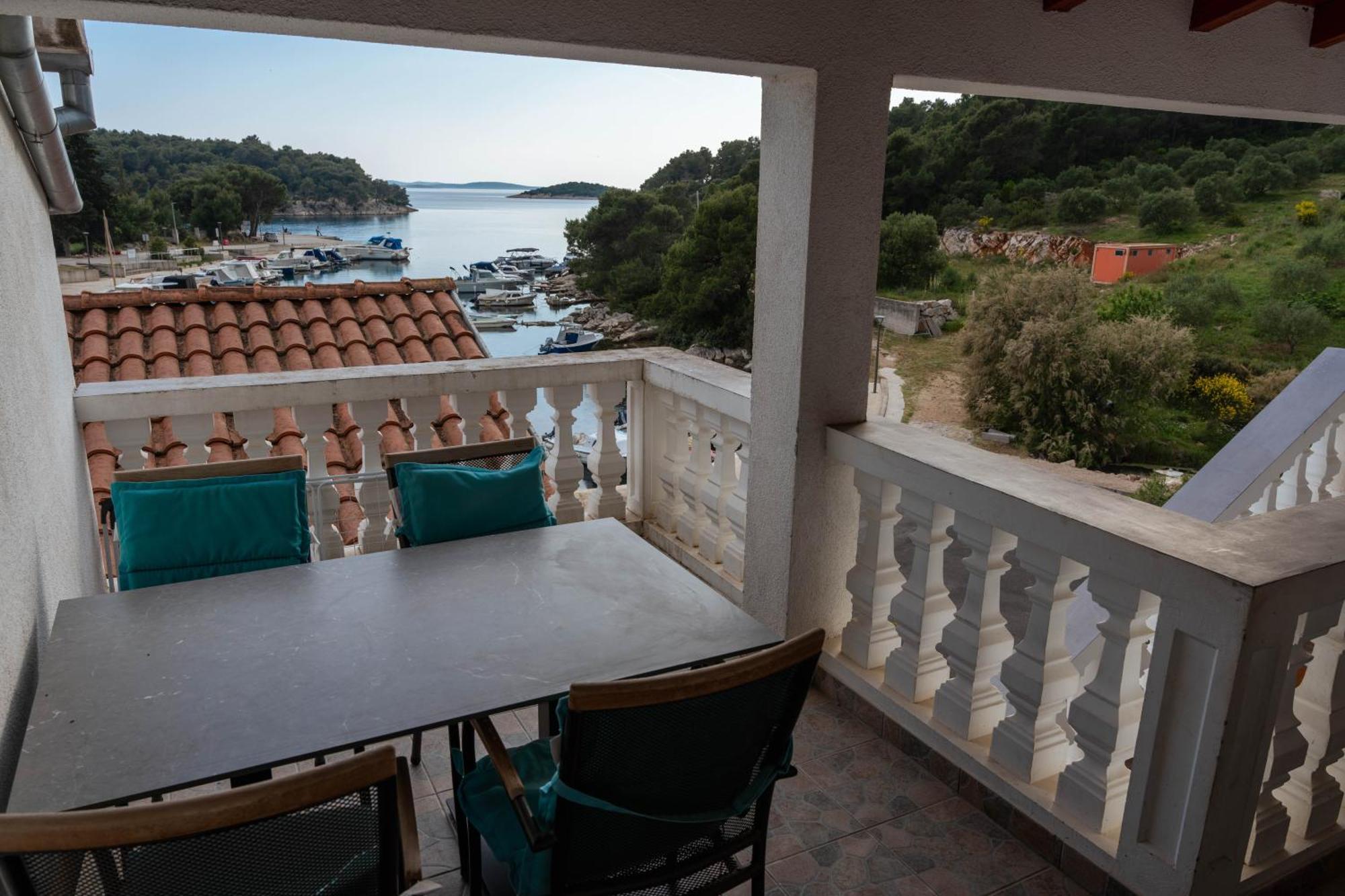 Plavi Val Apartments Tribunj  Bagian luar foto